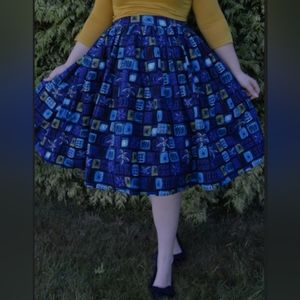 Collectif blue tiki skirt XS